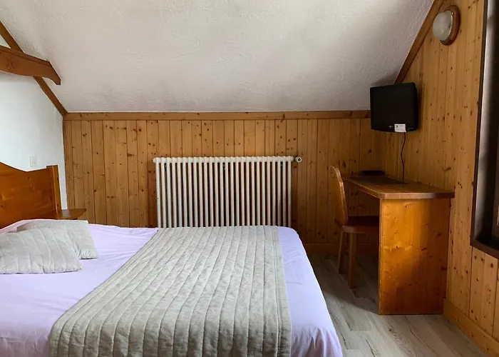 Des Lacs 2* שאמוני