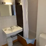 Des Lacs Otel 2*